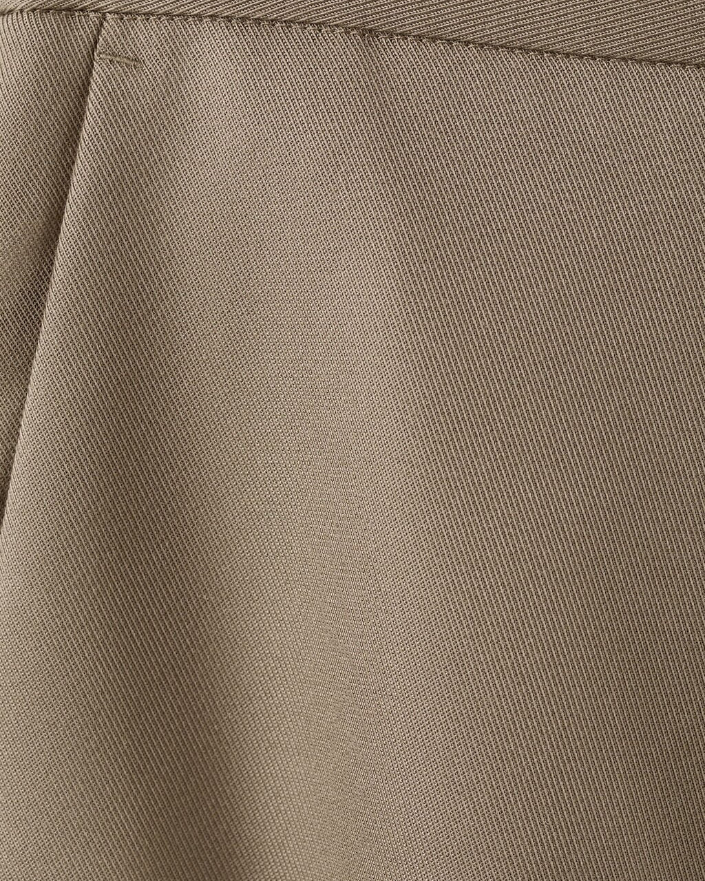 Color-Khaki