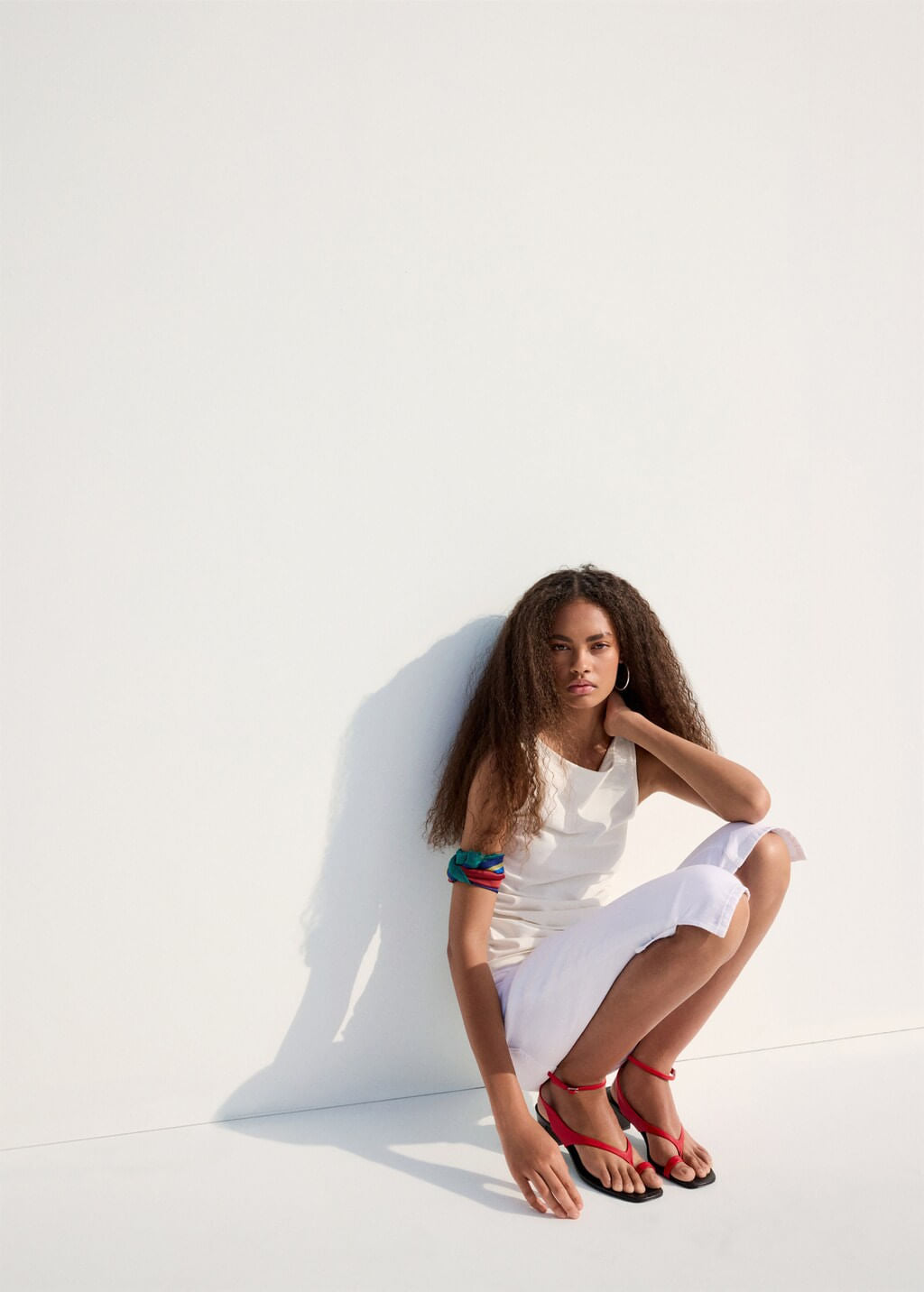 Color-Off white