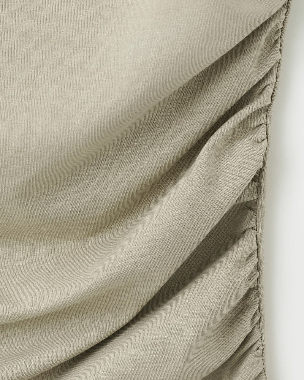 Color-Khaki