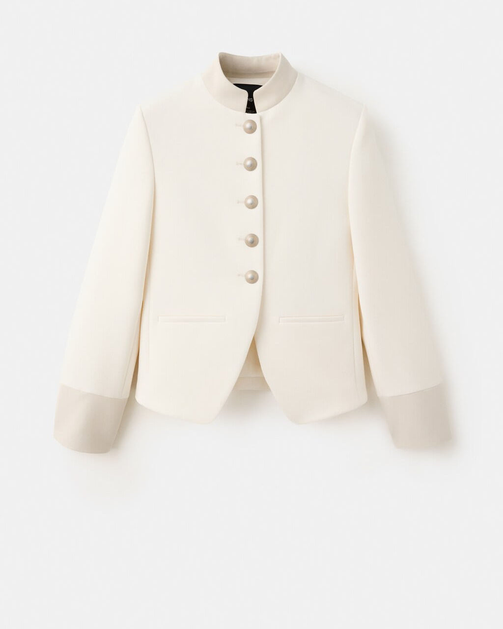 Color-Off white