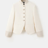 Color-Off white