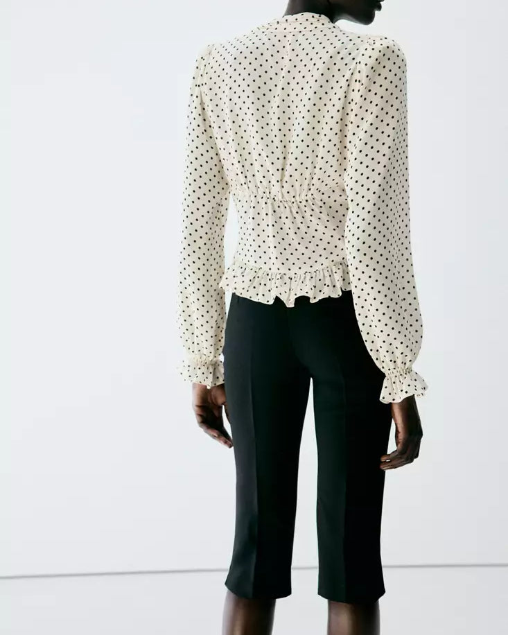 Color-Off white