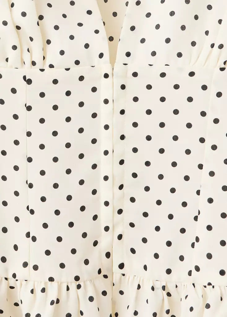 Color-Off white
