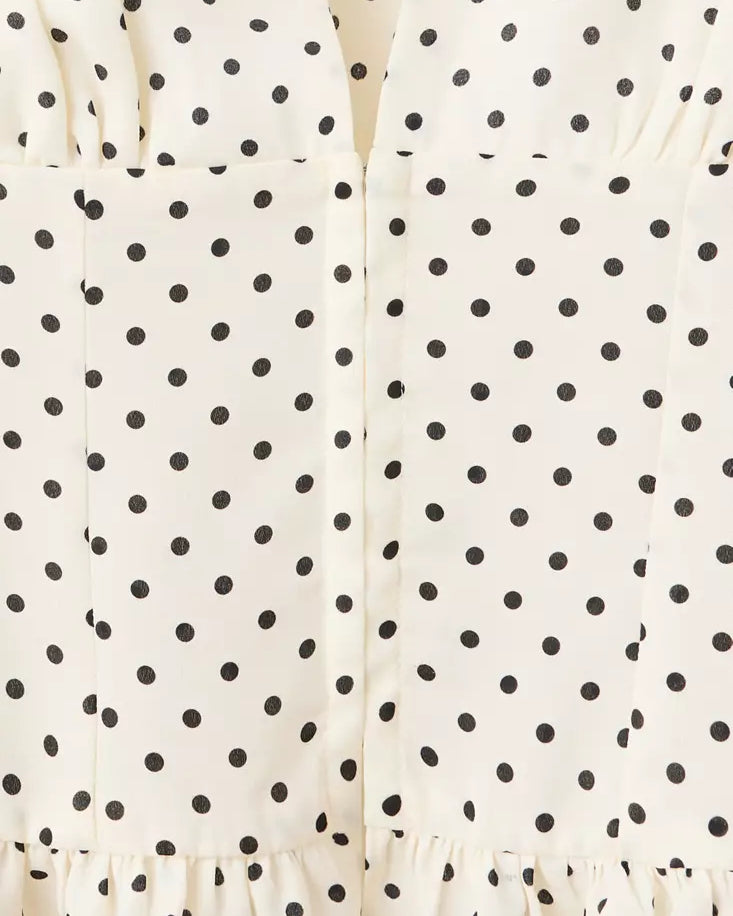 Color-Off white