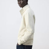Color-Off white