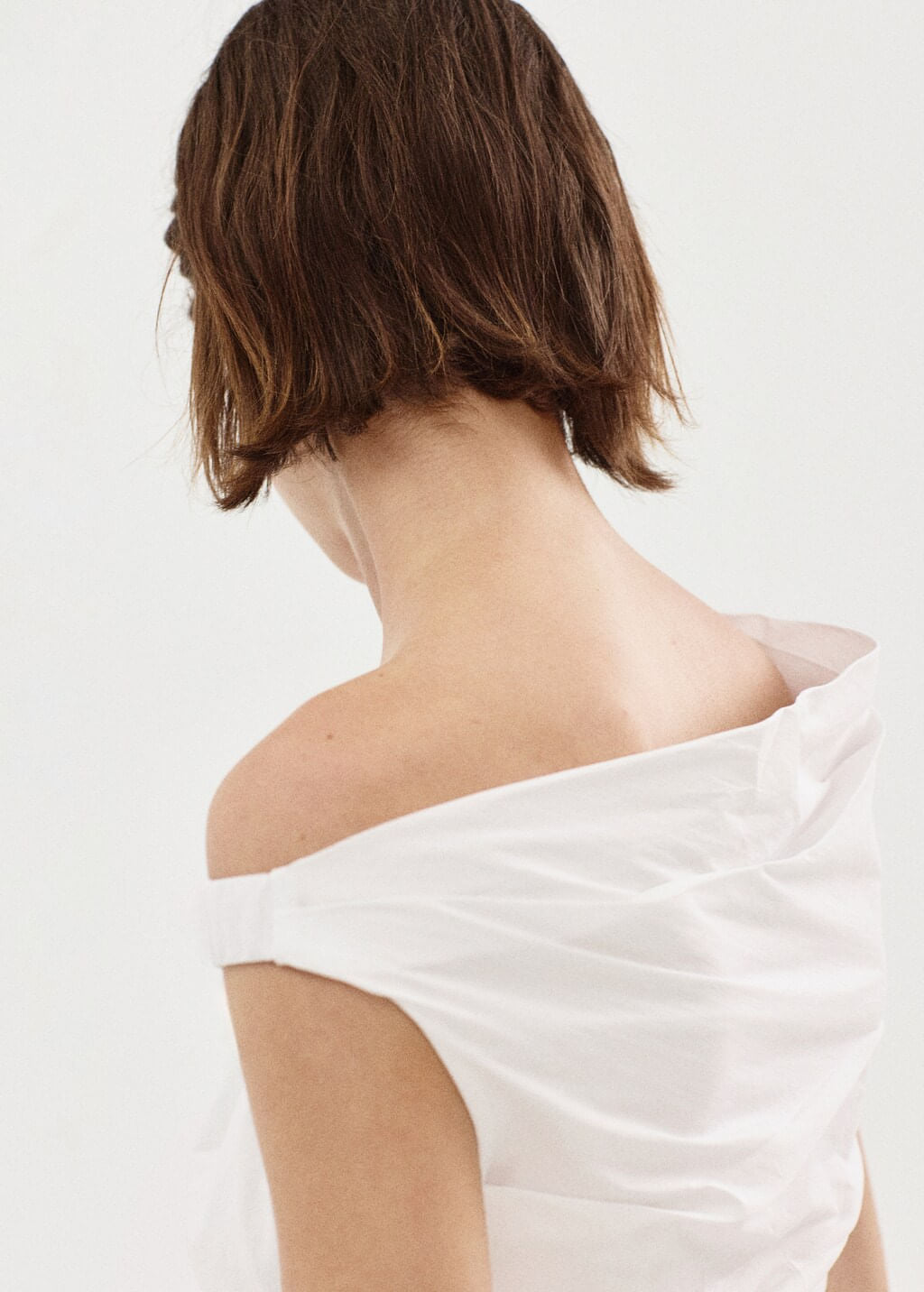 Color-Off white