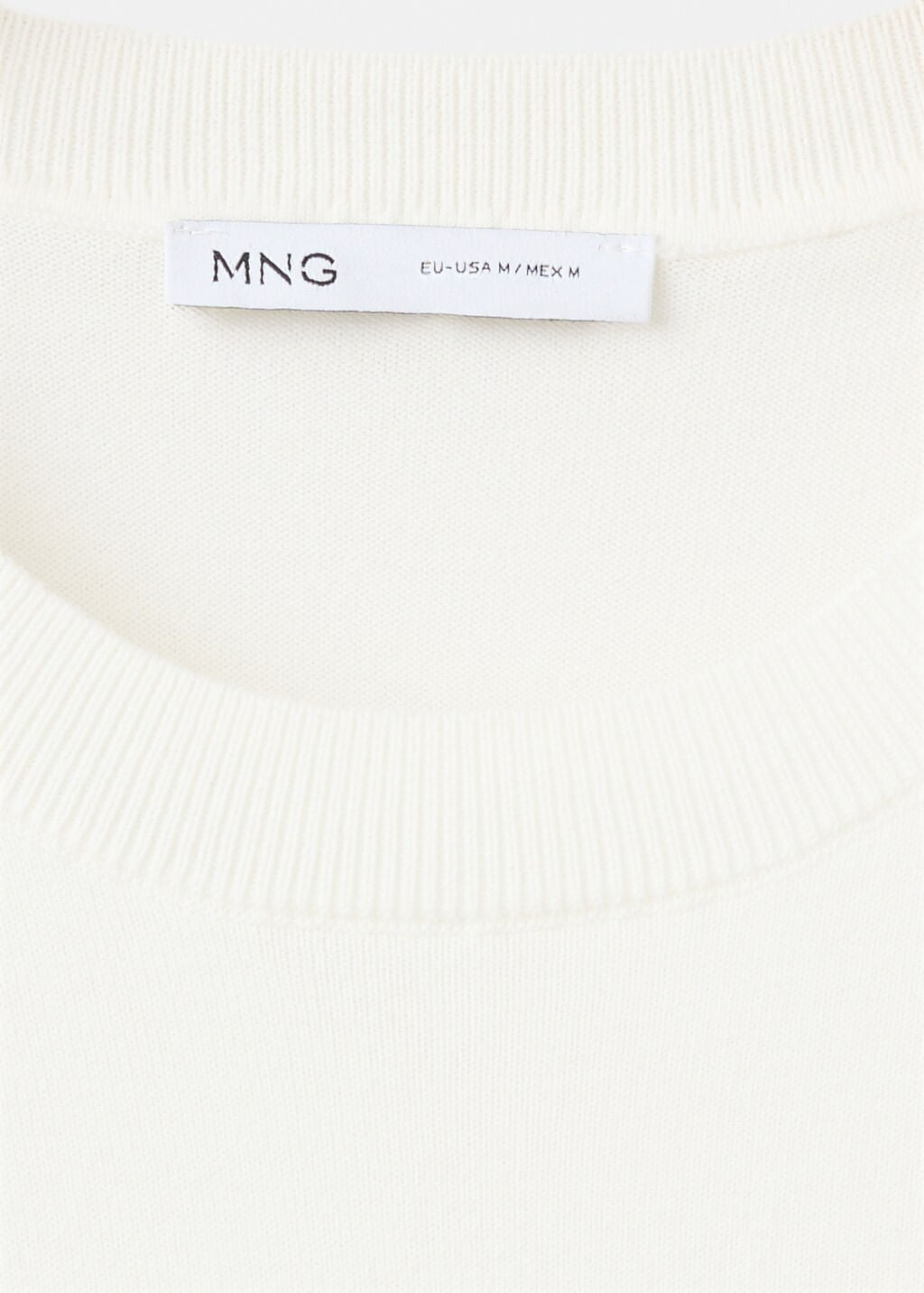 Color-Off white