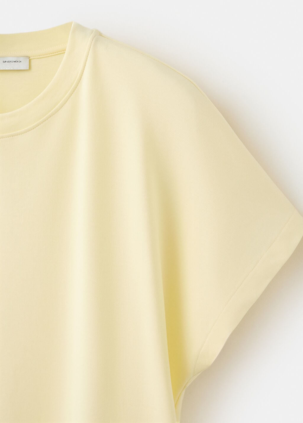 Color-Amarillo pastel
