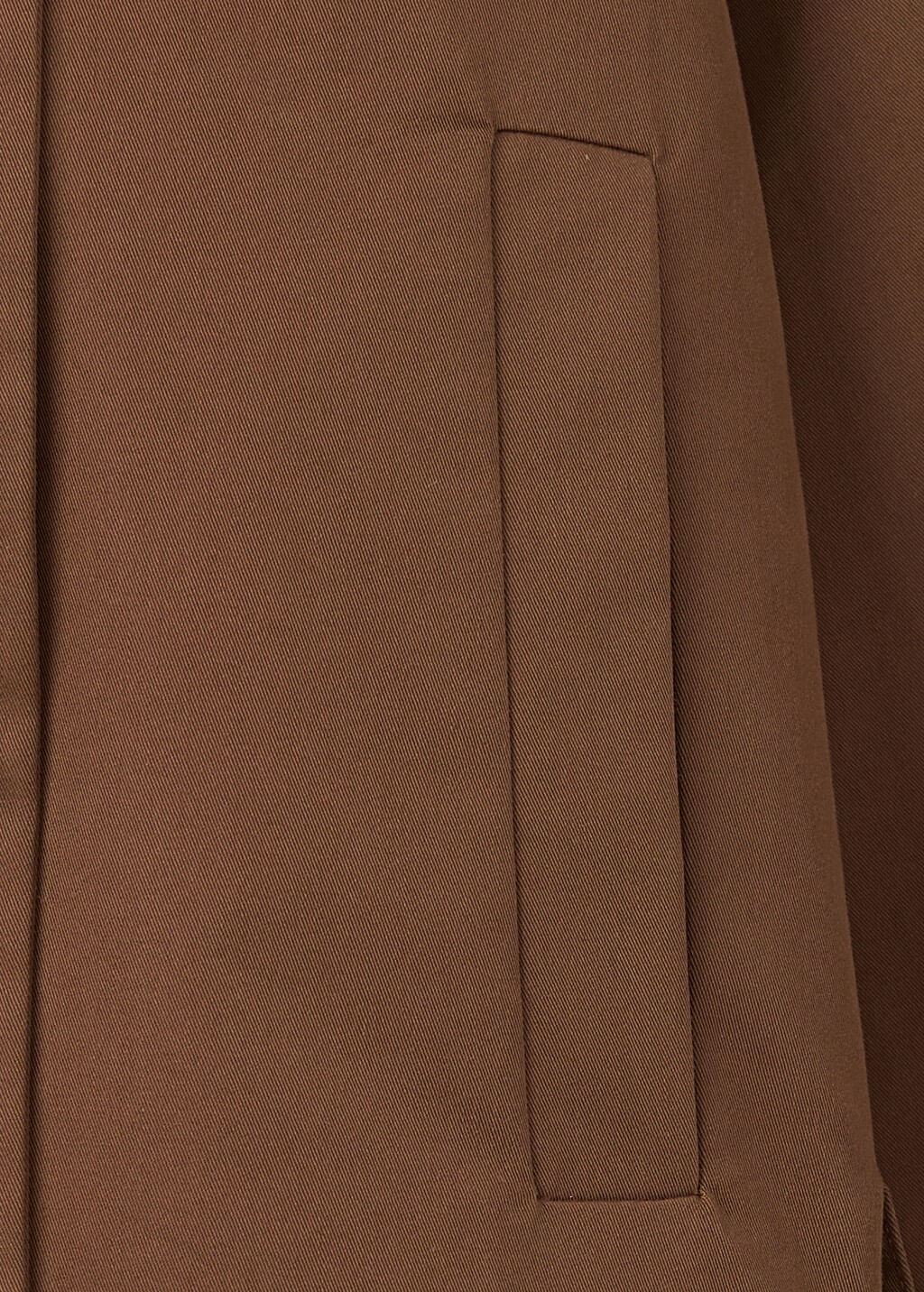 Color-Marrón