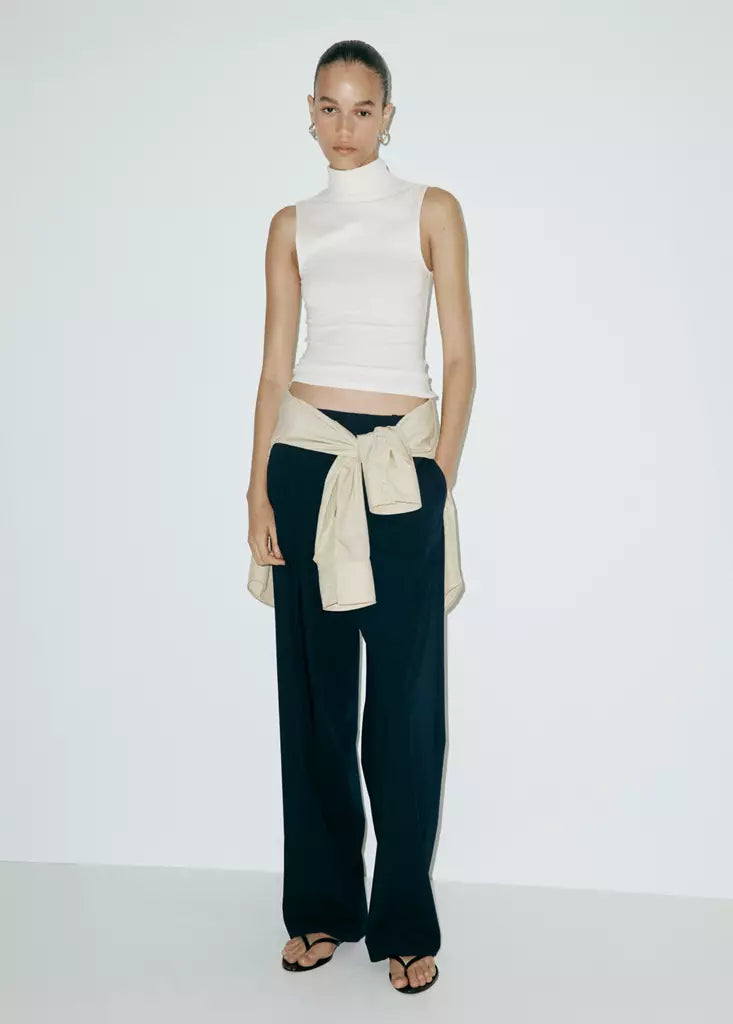 Color-Off white