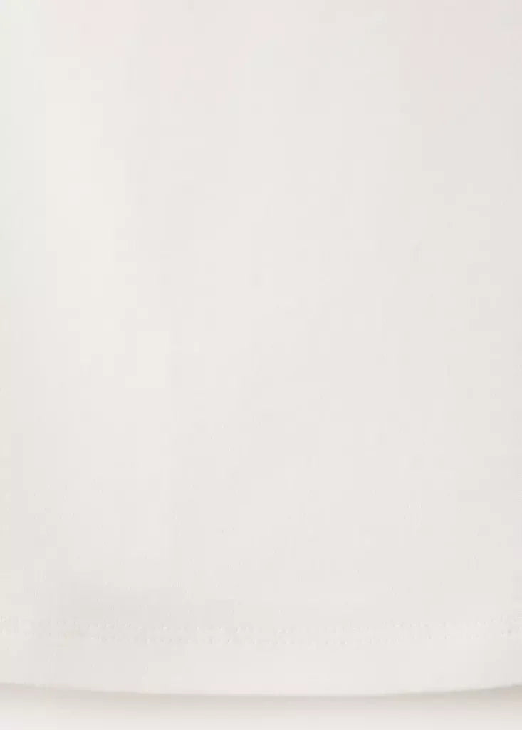Color-Off white