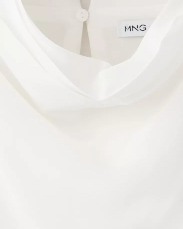 Color-Off white