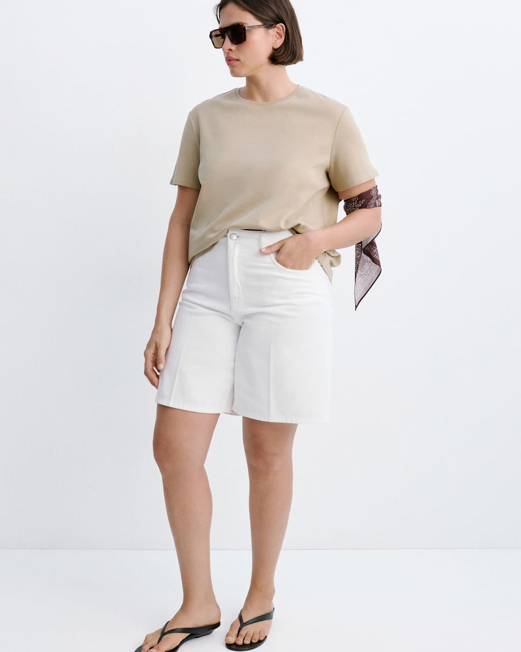 Color-Khaki