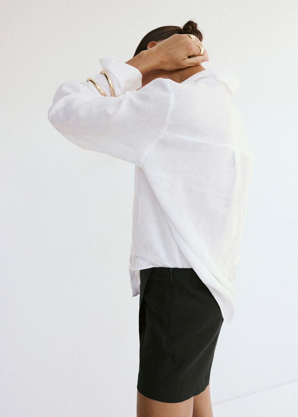 Color-Off white