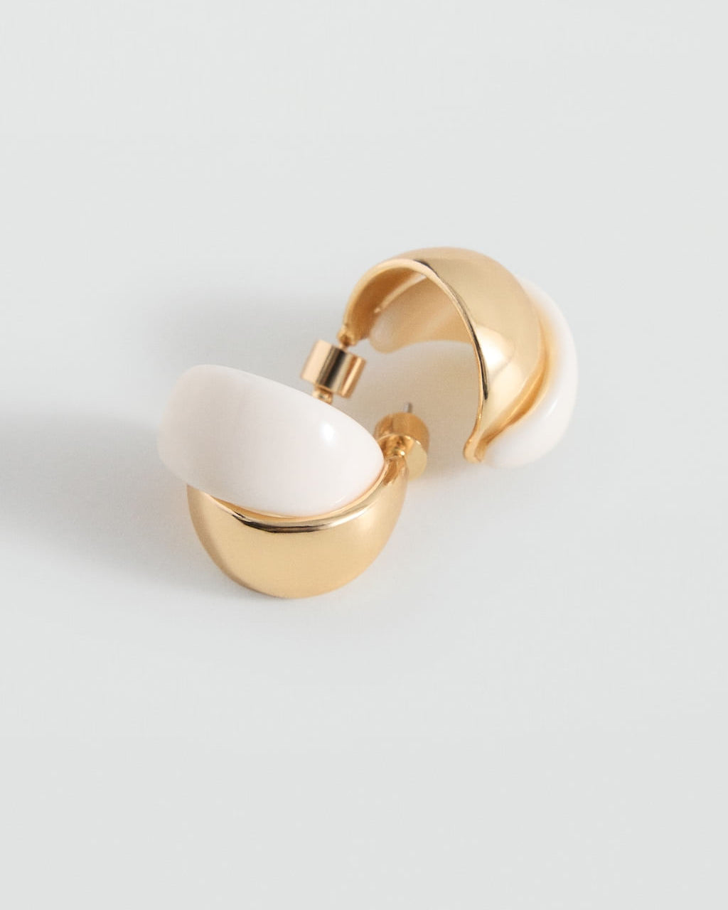 Color-Beige