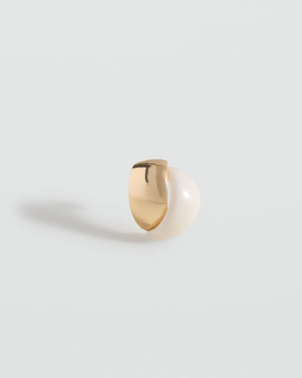 Color-Beige