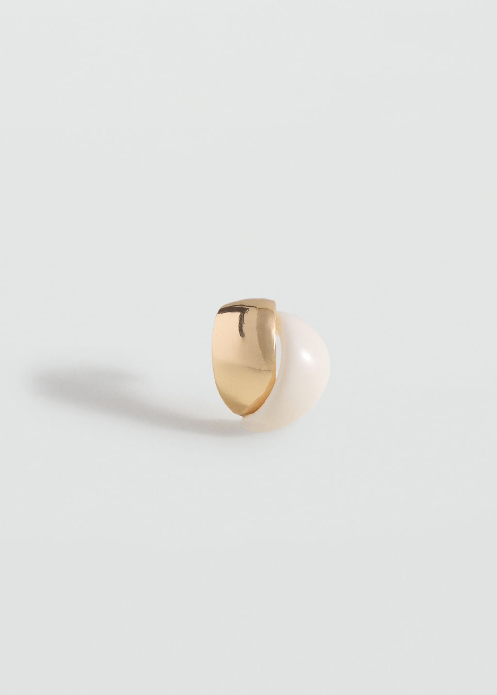 Color-Beige