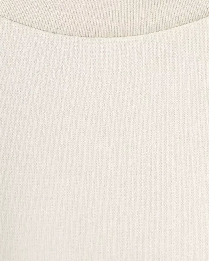 Color-Off white